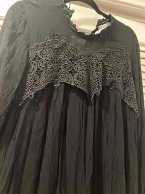 Neiman Marcus On The Road Marcus Black Lace-Trim Long Sleeve Dress